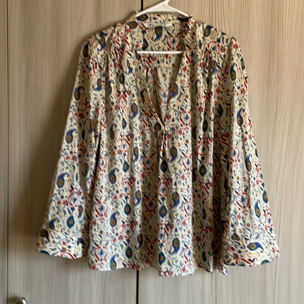 Zara tunic in beige blue and red paisley pattern